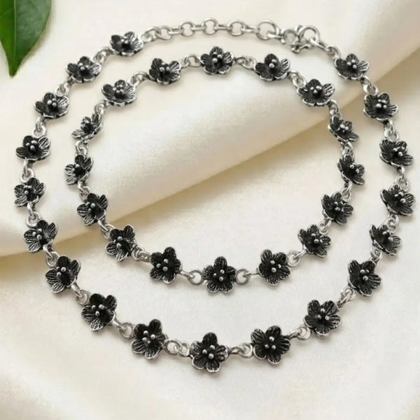 Stylish Black Flower Silver Anklet Set for Women
