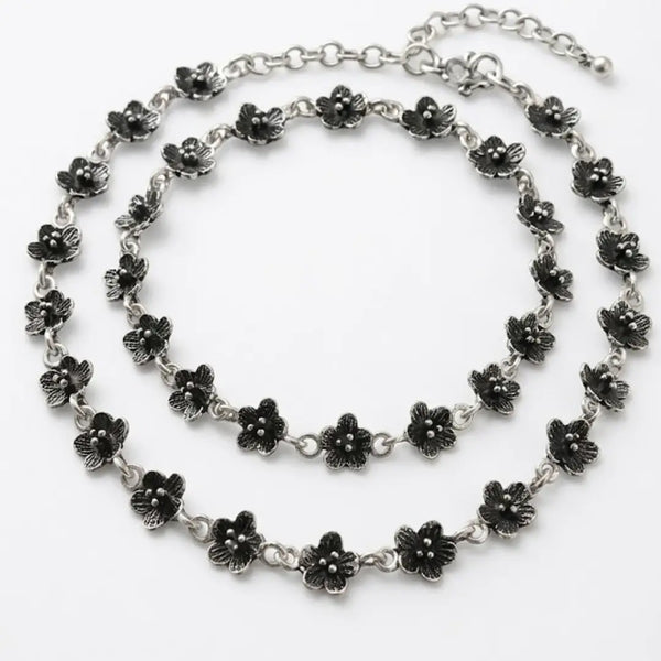 Stylish Black Flower Silver Anklet Set for Women
